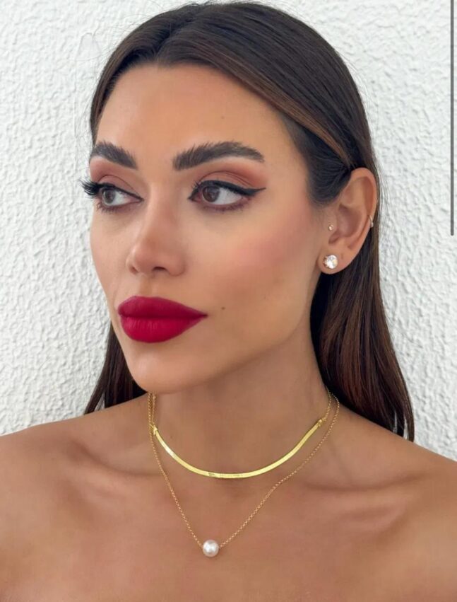 Colar Duplo Folheado a Ouro 18k Fita Laminada e Perola