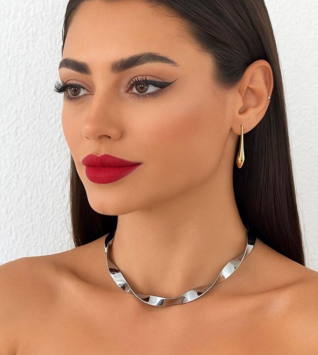 Choker Aro Folheado a Prata Curvado